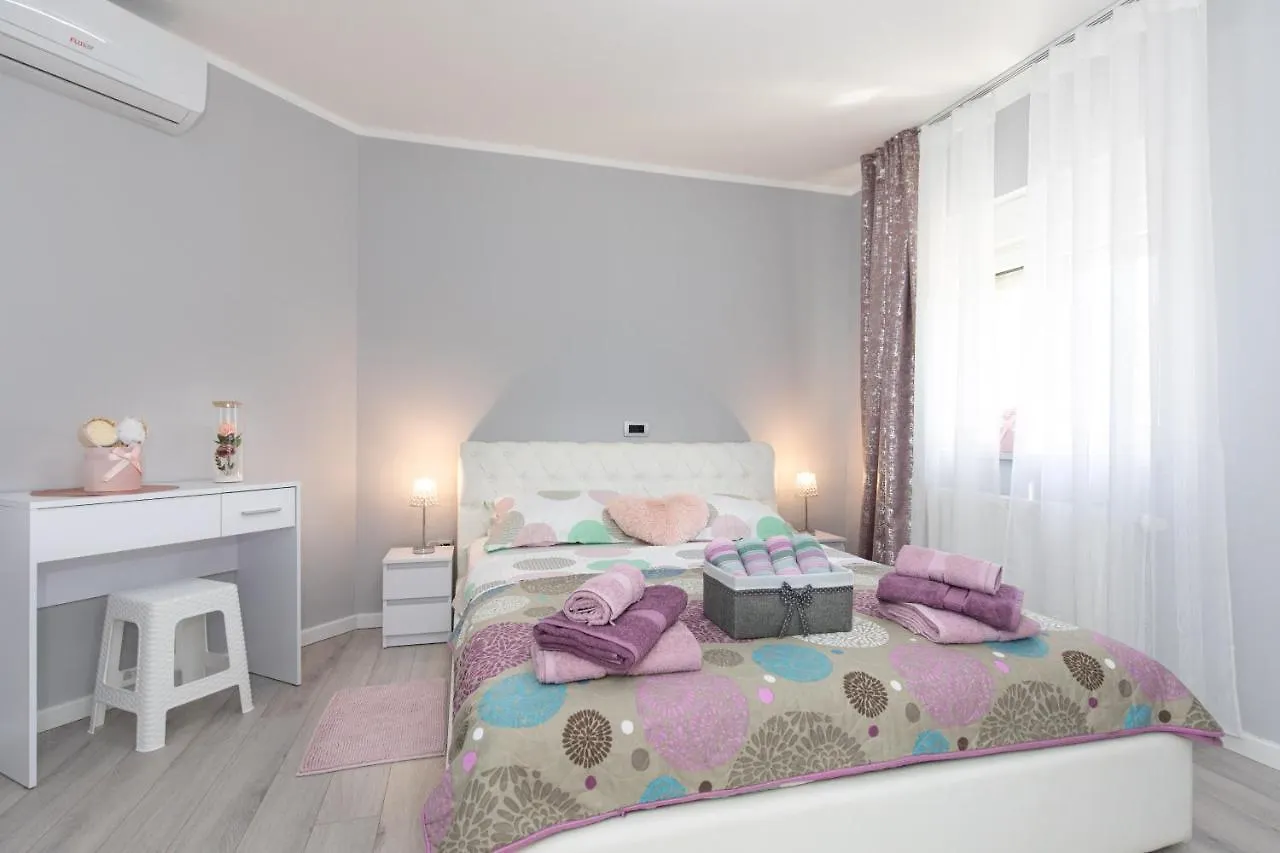 Apartment Odore Di Mare With Beautiful Garden Krk Town